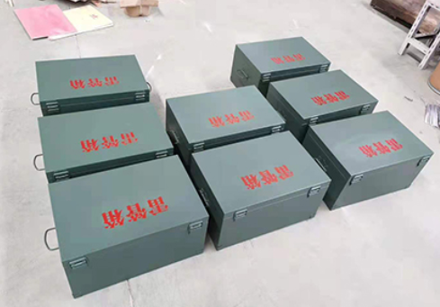 后安镇炸药箱和雷管箱一般是怎么存放的？